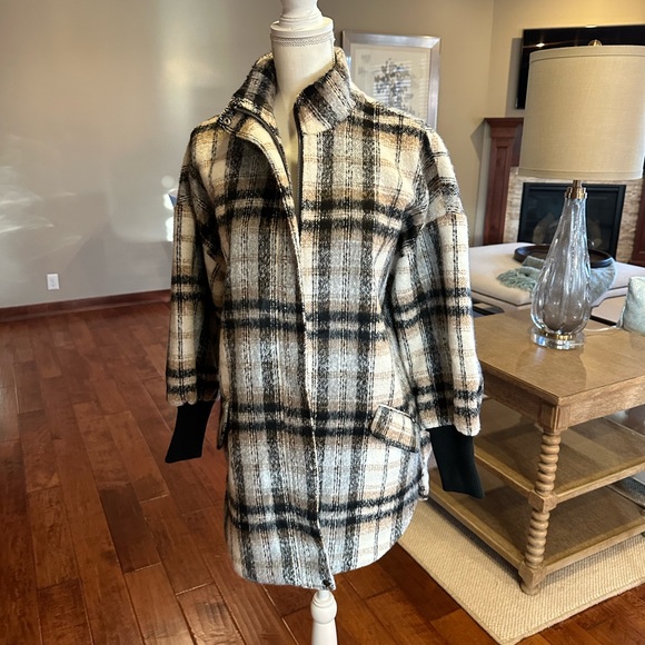 Steve Madden Jackets & Blazers - Beautiful coat